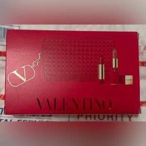 Rosso Valentino Lipstick, lipstick refill and Pouch Set. Brand New in Box!